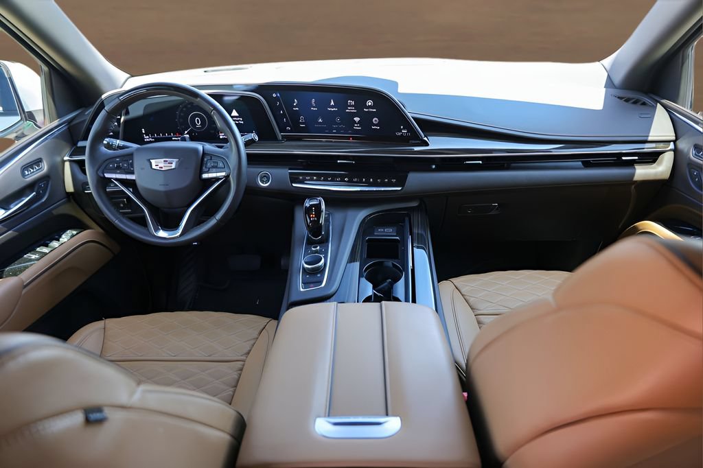 Used 2024 Cadillac Escalade Sport w/ Touring Package AWD/4WD image 28