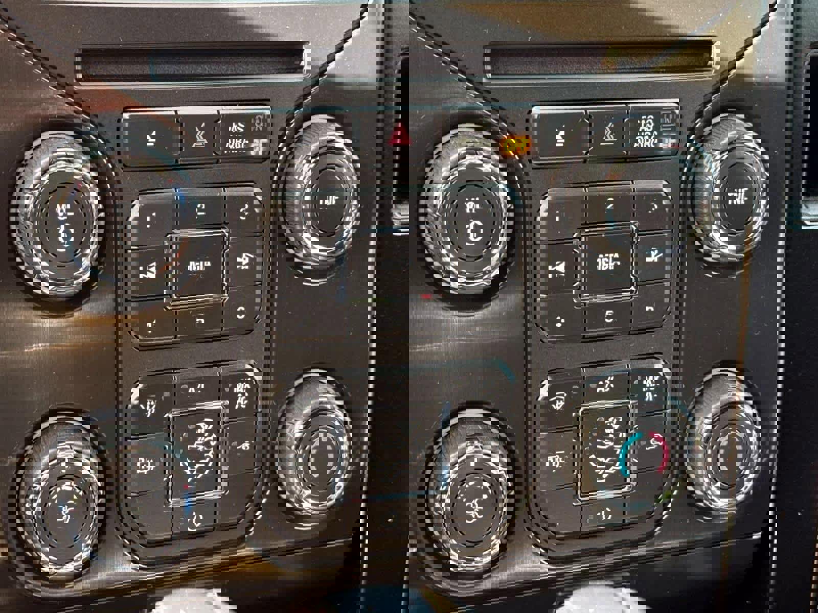 Used 2014 Ford F150 FX4 w/ FX Appearance Package AWD/4WD image 12