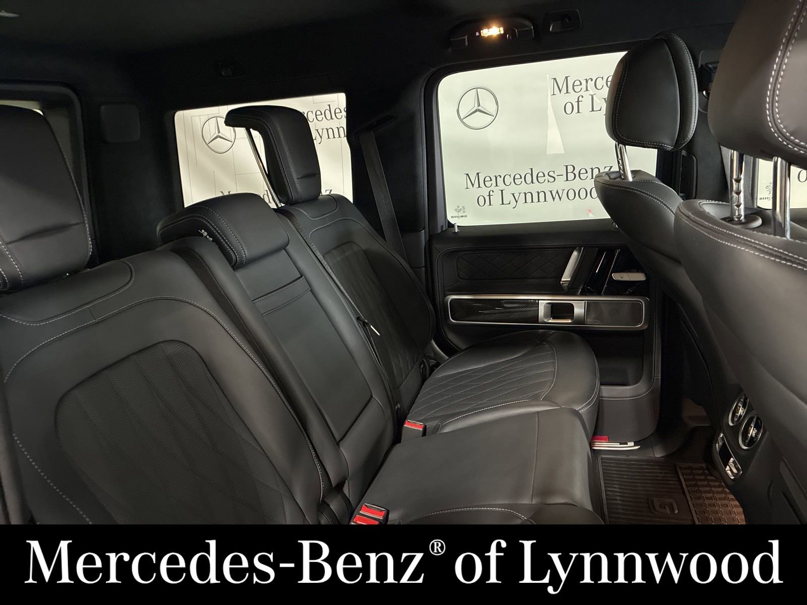 Used 2023 Mercedes-Benz G 550 image 25