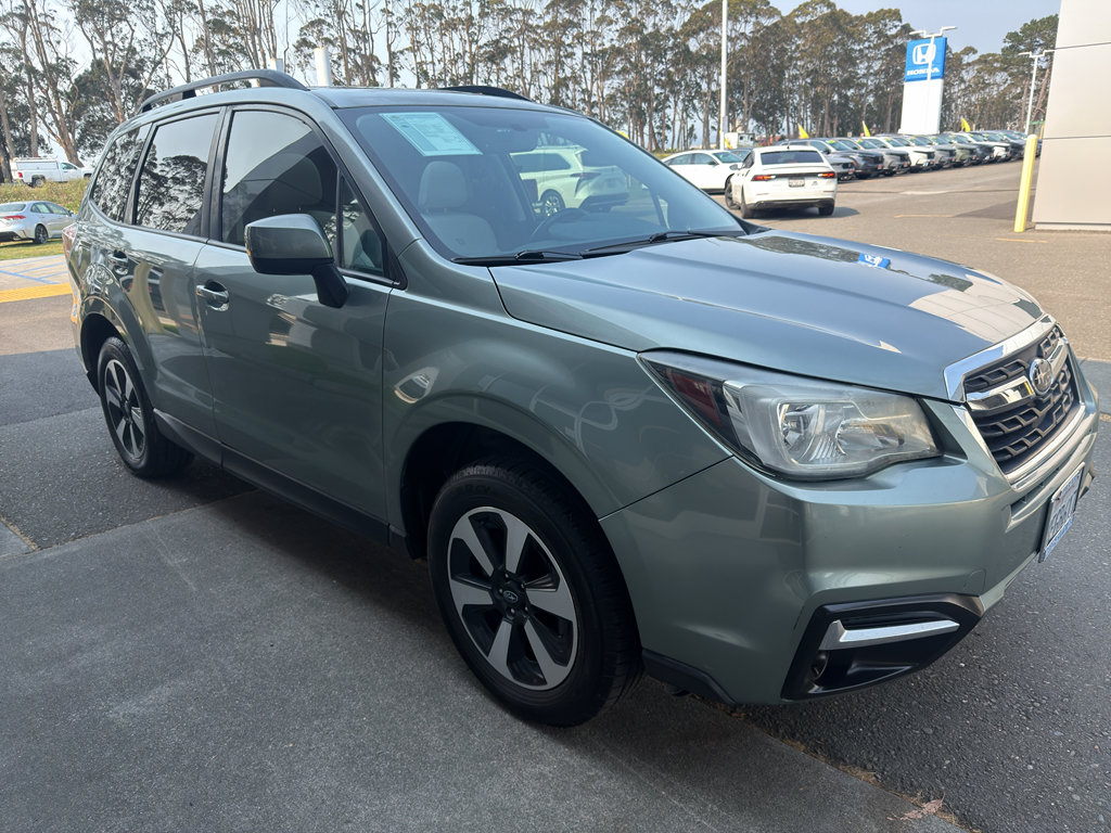 Used 2018 Subaru Forester 2.5i Premium w/ All-Weather Package AWD/4WD image 19