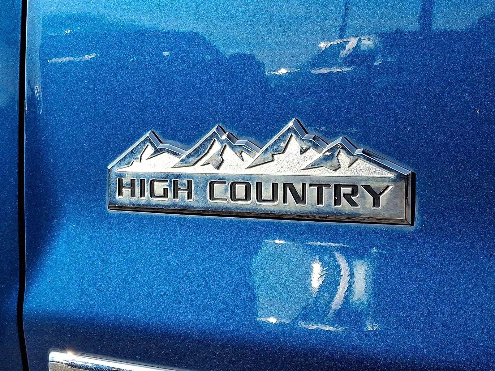 Used 2015 Chevrolet Silverado 1500 High Country w/ High Country Premium Package image 36