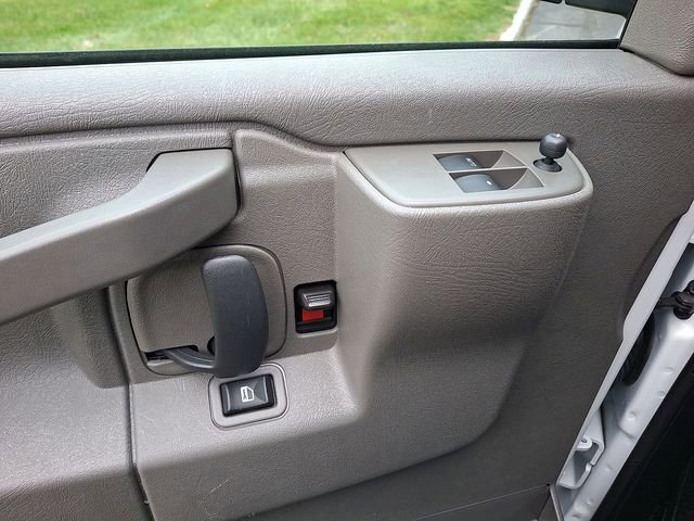 Certified 2024 Chevrolet Express 3500 LT w/ LT Preferred Equipment Group image 19