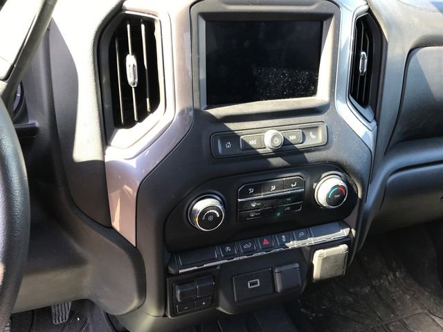 Used 2020 Chevrolet Silverado 1500 Custom w/ Custom Value Package image 9