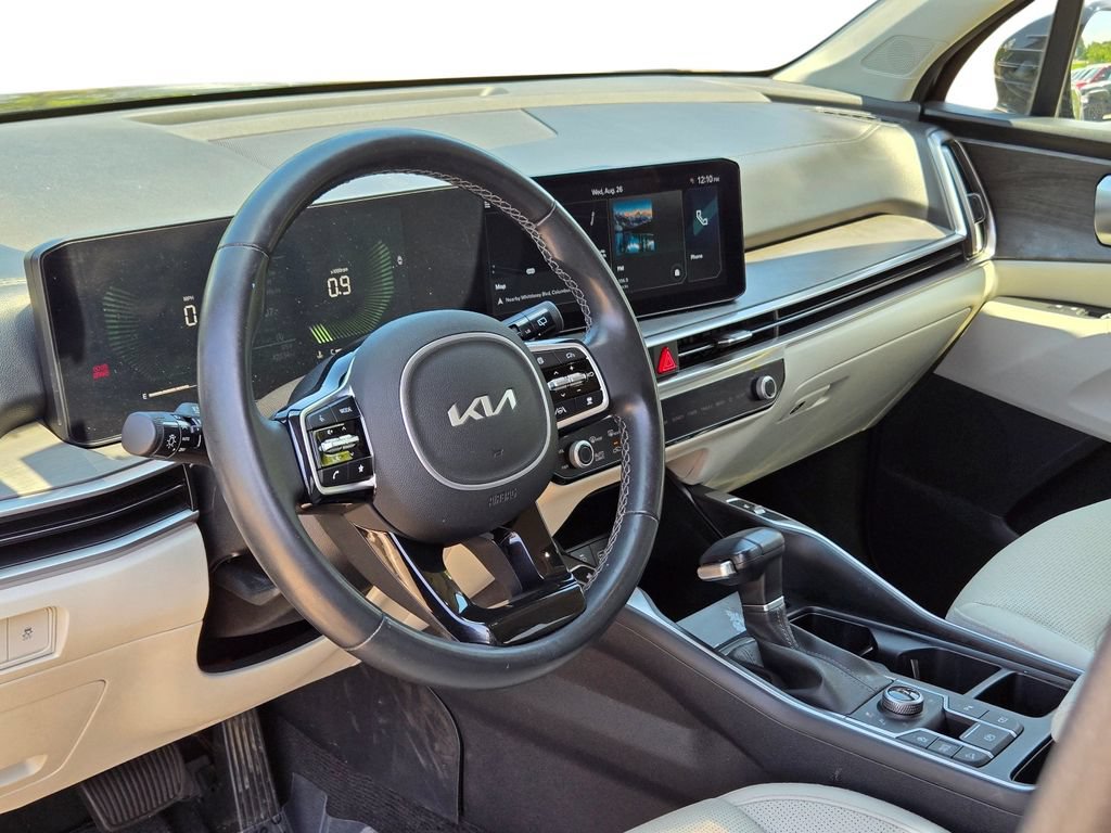 Certified 2024 Kia Sorento X-Line EX AWD/4WD image 17