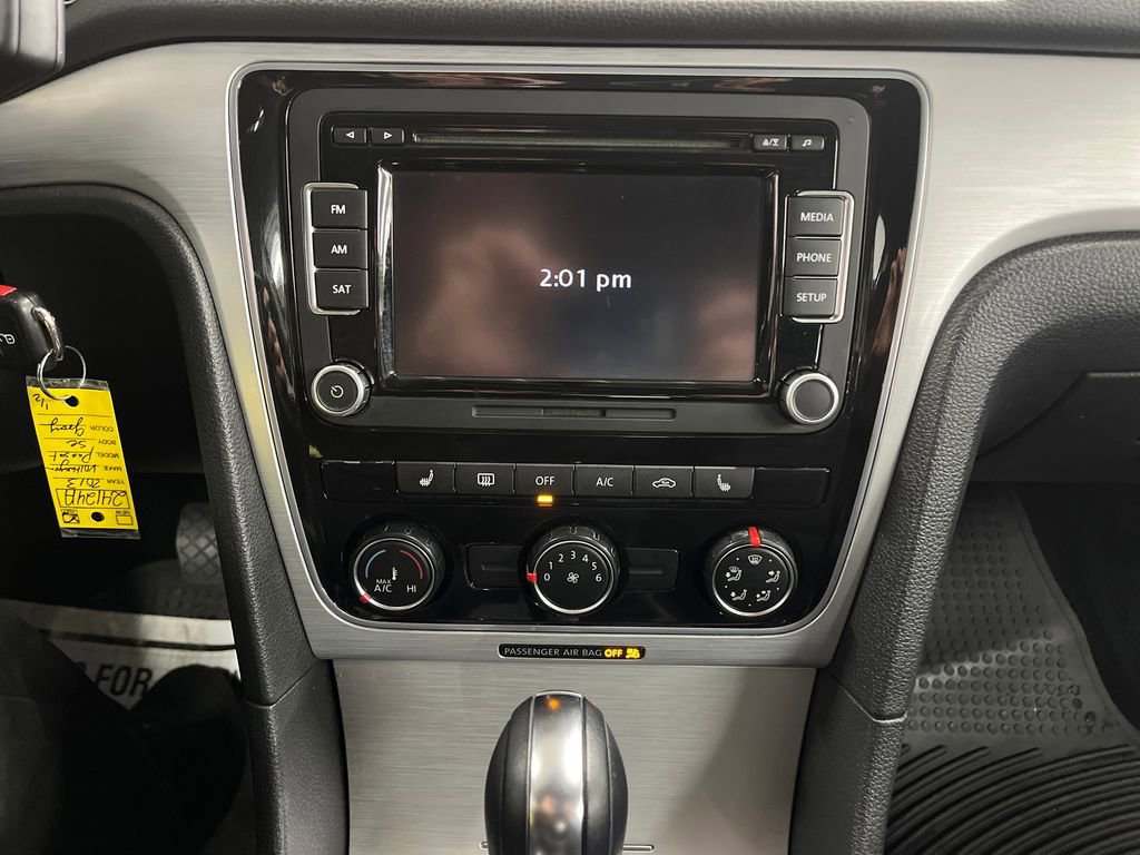 Used 2013 Volkswagen Passat 2.5 SE image 26