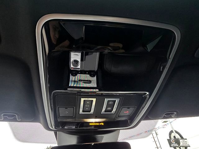 Used 2020 Land Rover Range Rover HSE image 22