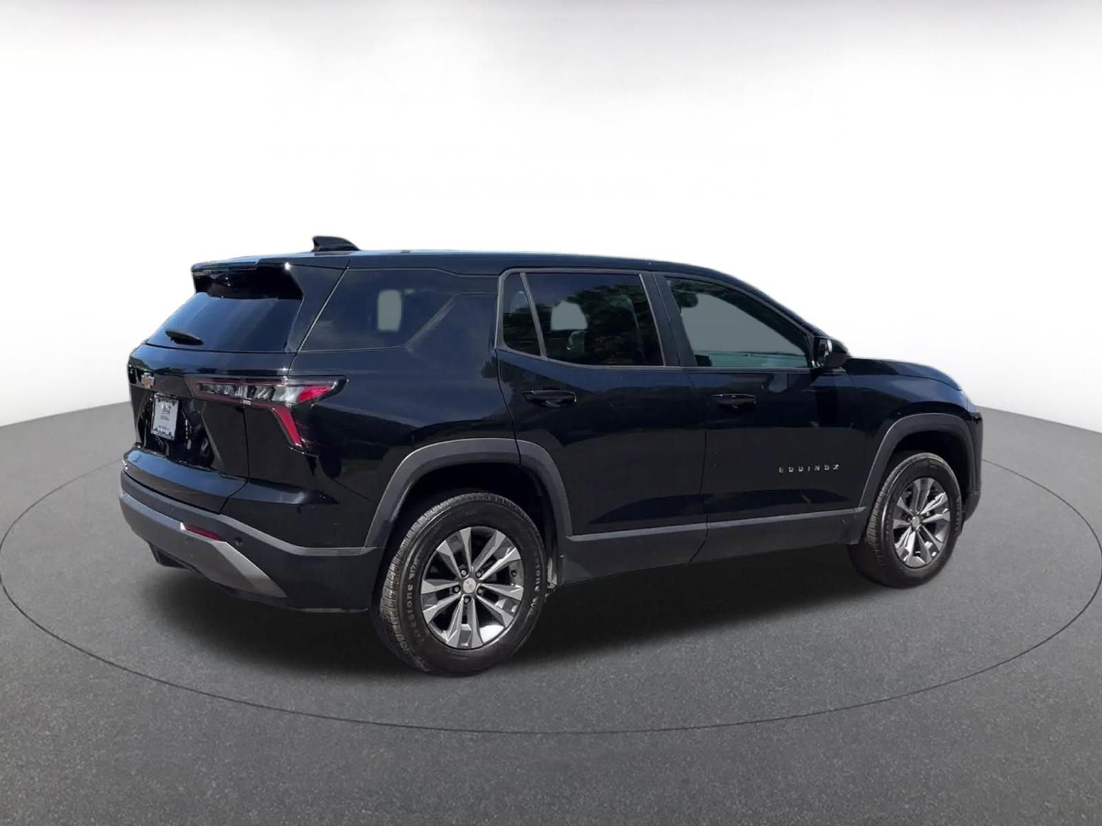 Used 2025 Chevrolet Equinox LT FWD image 15