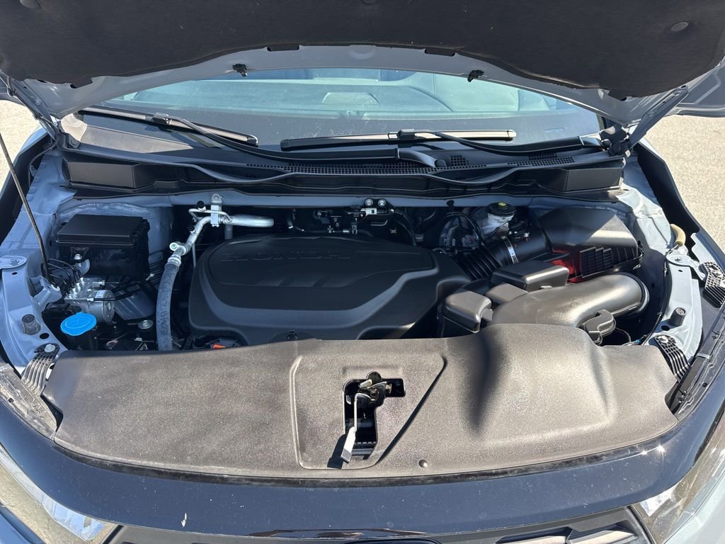 Used 2025 Honda Odyssey Sport-L image 36