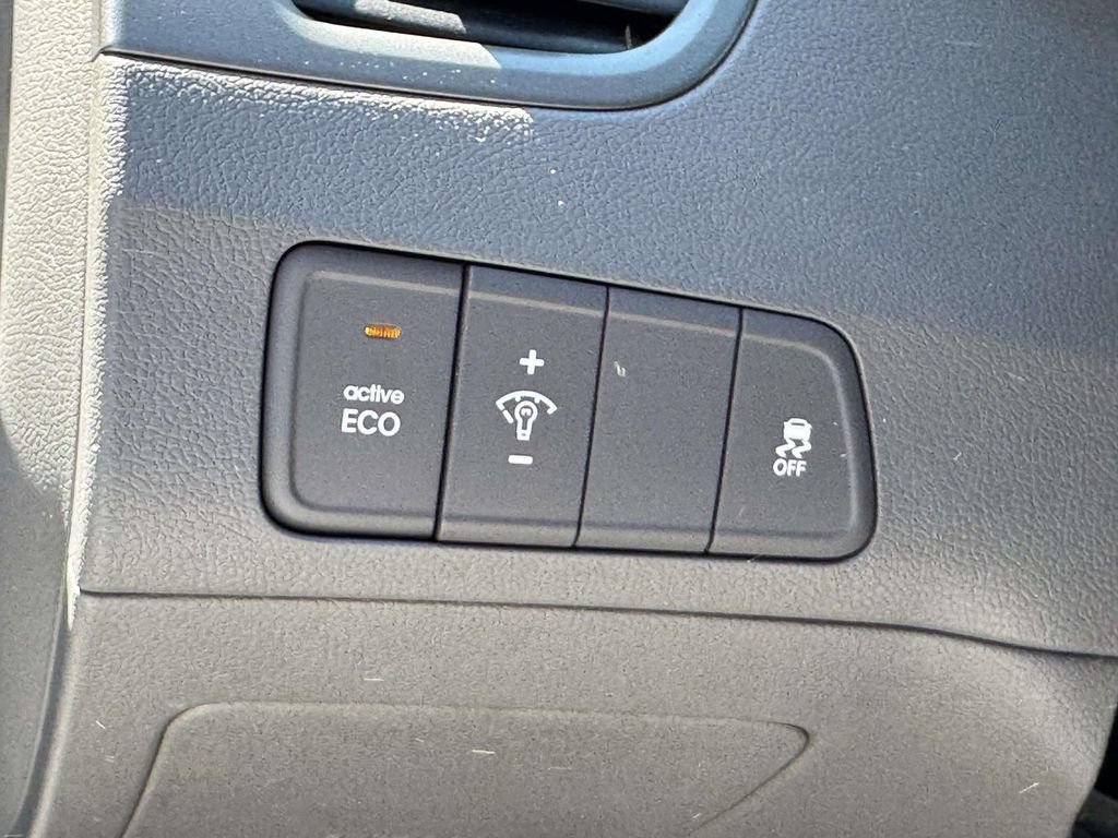 Used 2015 Hyundai Elantra SE w/ Option Group 02 FWD image 15