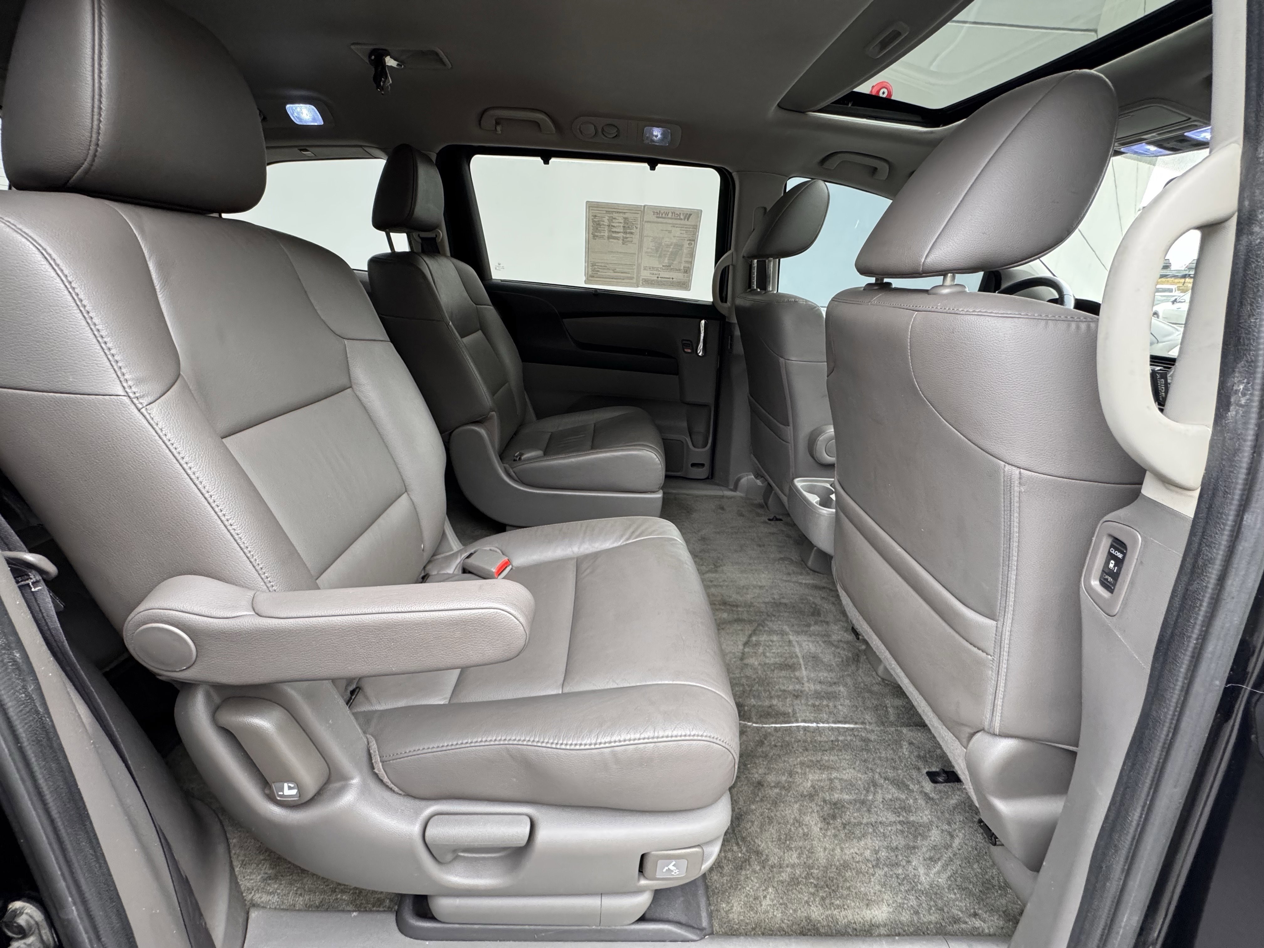 Used 2015 Honda Odyssey EX-L image 28
