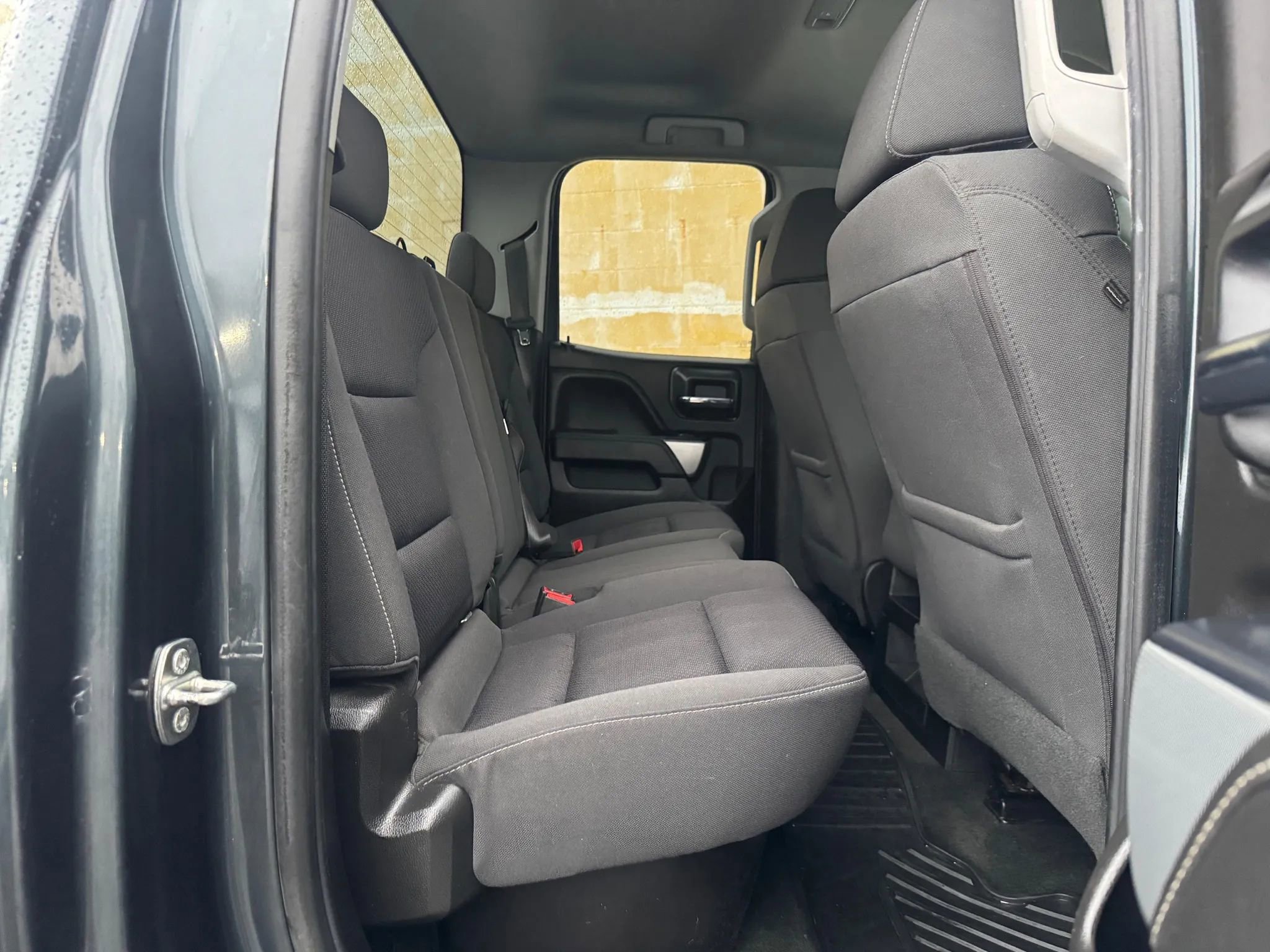 Used 2018 Chevrolet Silverado 1500 LT w/ All Star Edition image 11