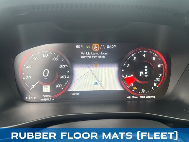 Used 2021 Volvo XC40 T5 R-Design w/ Climate Package AWD/4WD image 17