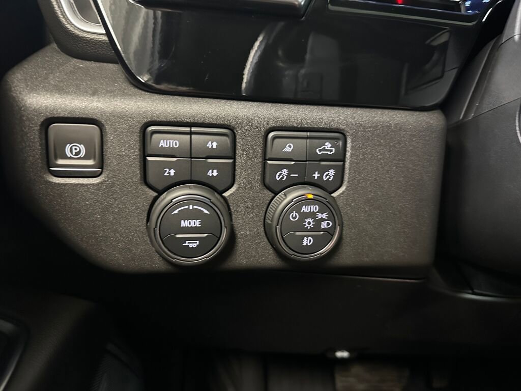 Certified 2022 Chevrolet Silverado 1500 LTZ image 11