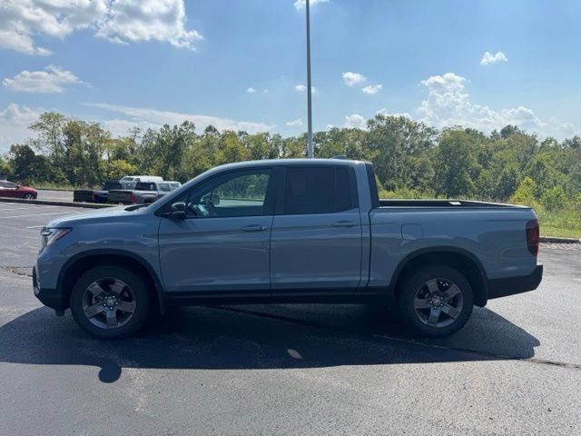 Used 2025 Honda Ridgeline TrailSport image 6
