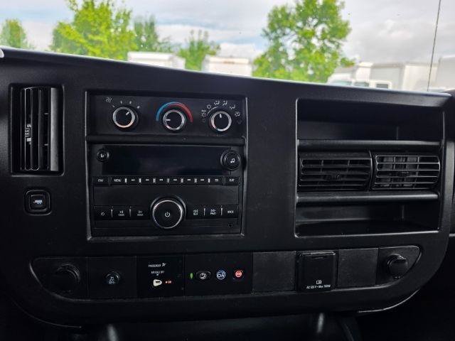 Used 2020 Chevrolet Express 3500 Extended w/ Power Convenience Package RWD image 17