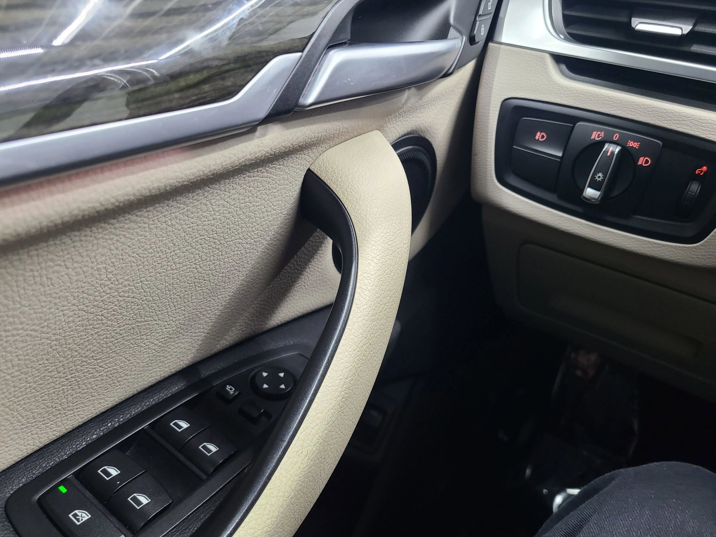 Used 2018 BMW X1 xDrive28i w/ Convenience Package image 30