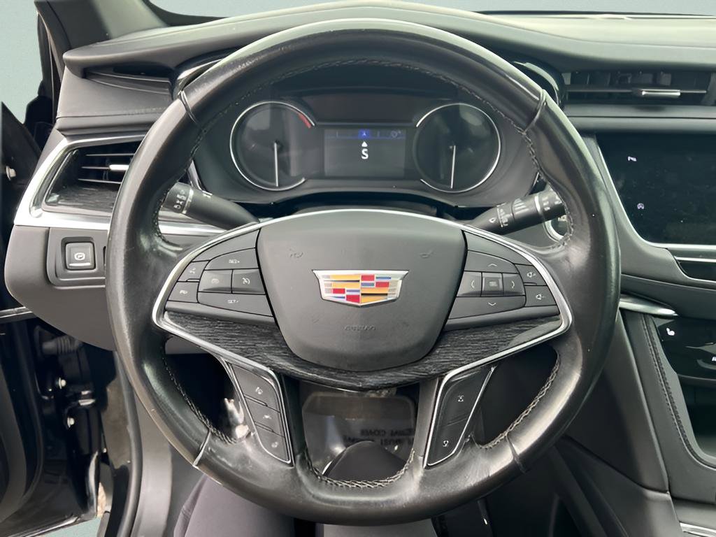 Used 2021 Cadillac XT5 Premium Luxury image 32