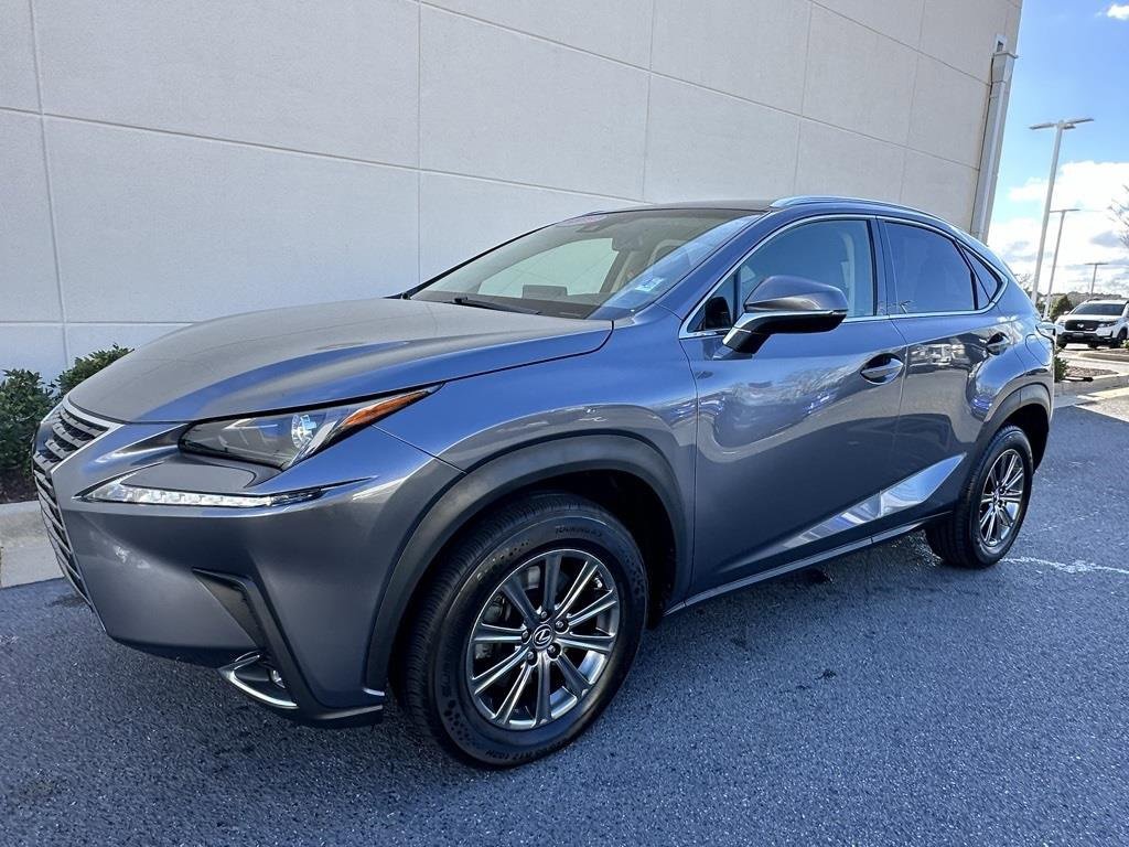 Used 2018 Lexus NX 300 FWD image 4