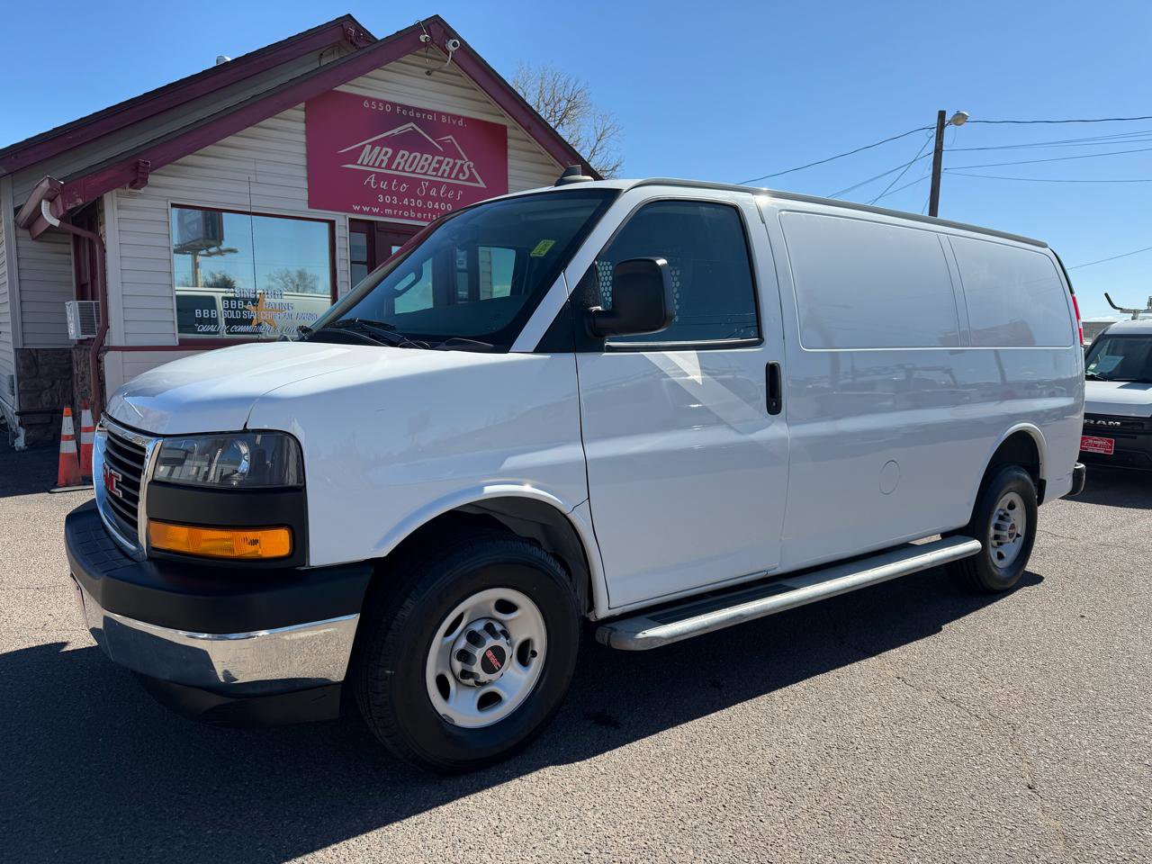 Used 2020 GMC Savana 2500 w/ Driver Convenience Package image 4