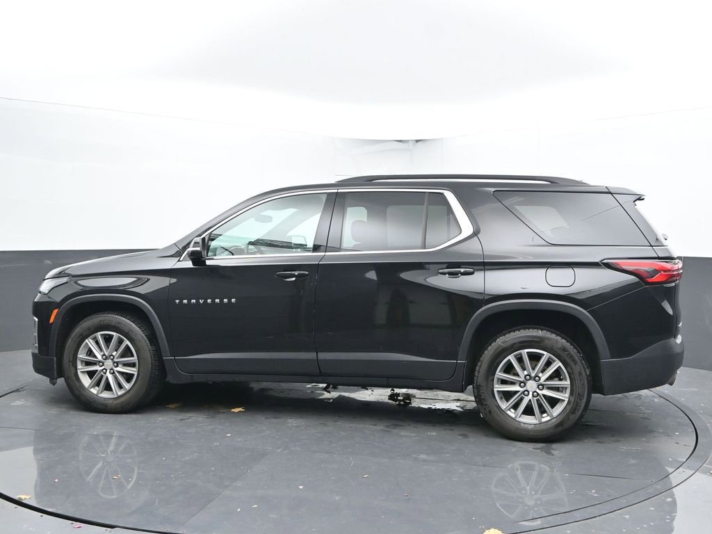 Used 2023 Chevrolet Traverse LT image 7
