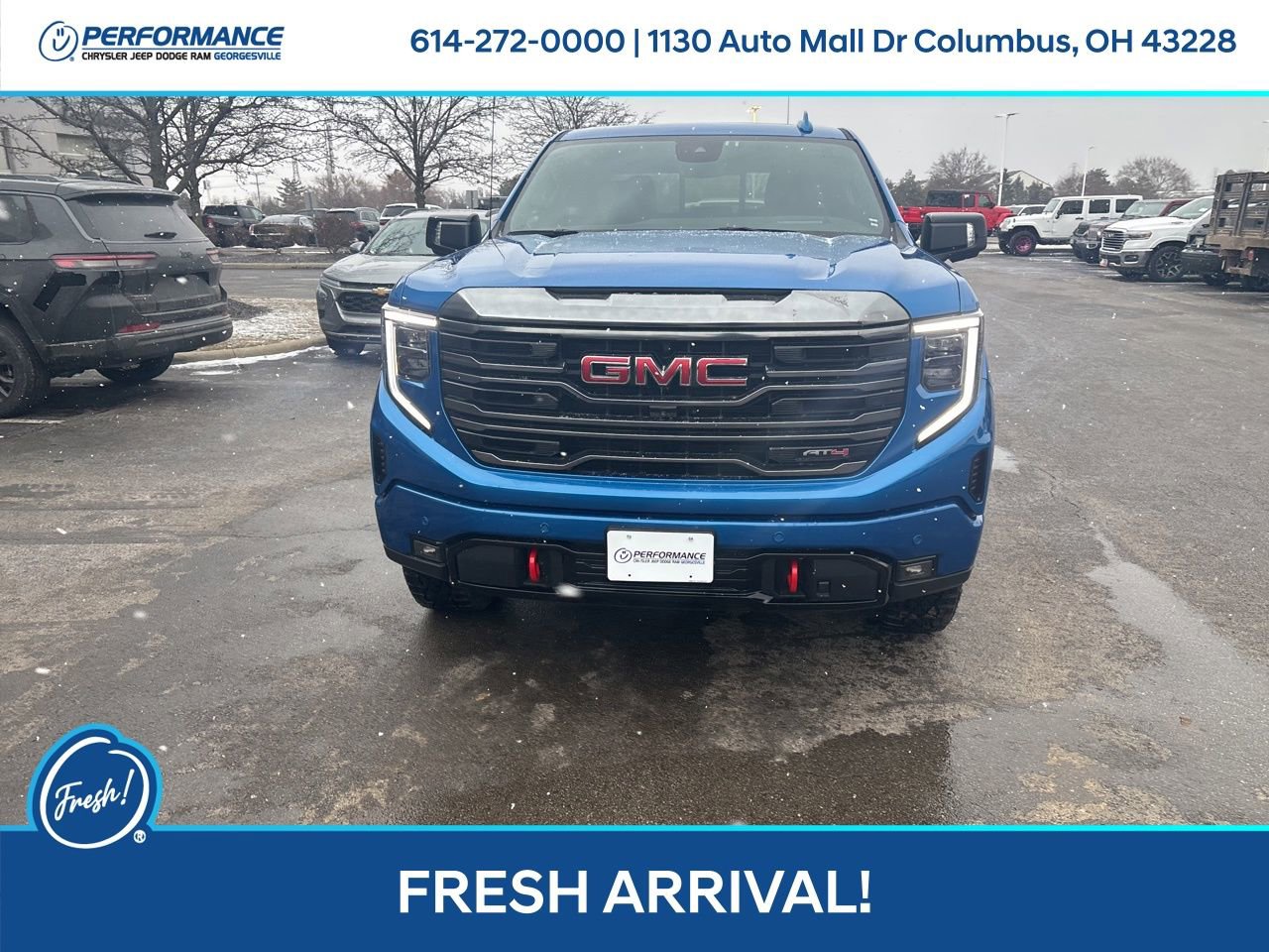 Used 2024 GMC Sierra 1500 AT4 w/ Technology Package image 9