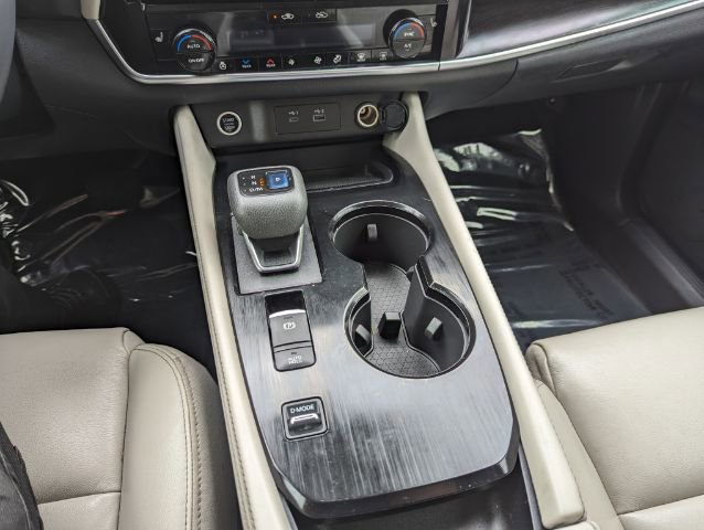 Used 2021 Nissan Rogue SL w/ Premium Package FWD image 26