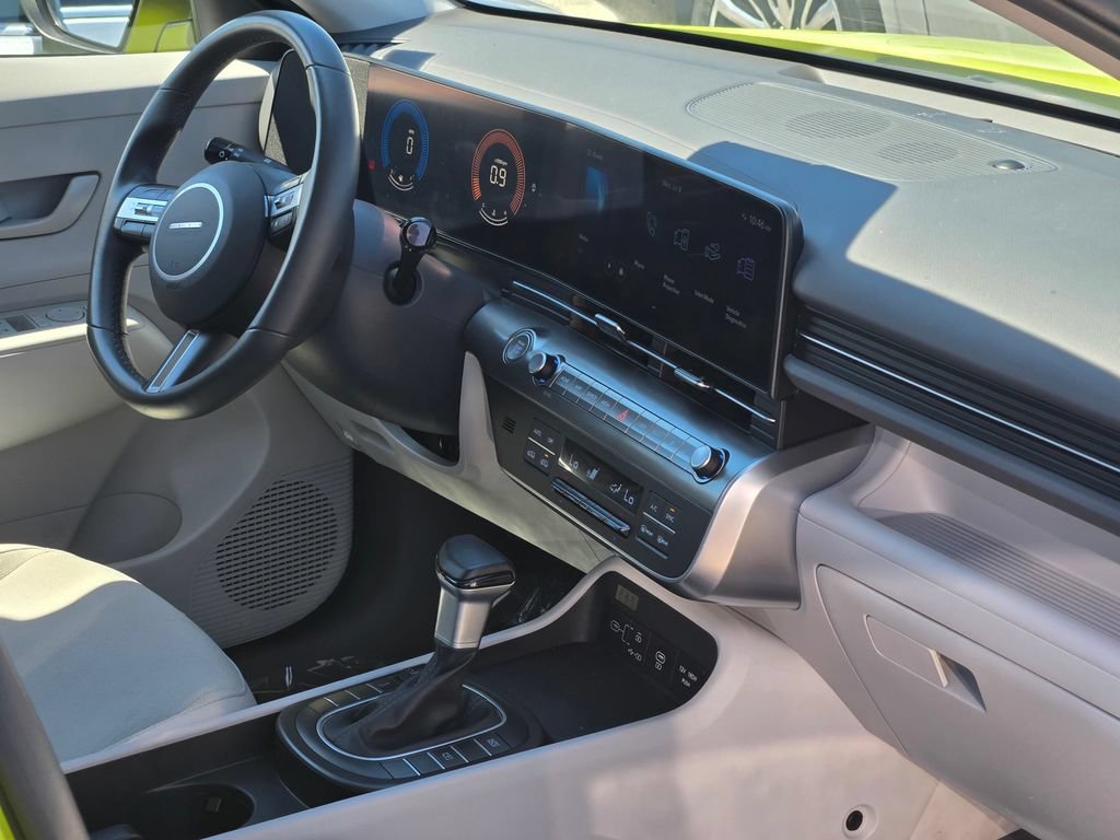 Certified 2024 Hyundai Kona SEL AWD/4WD image 13