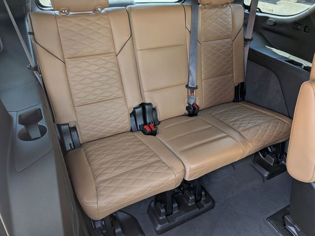 Used 2021 Cadillac Escalade Premium Luxury image 31