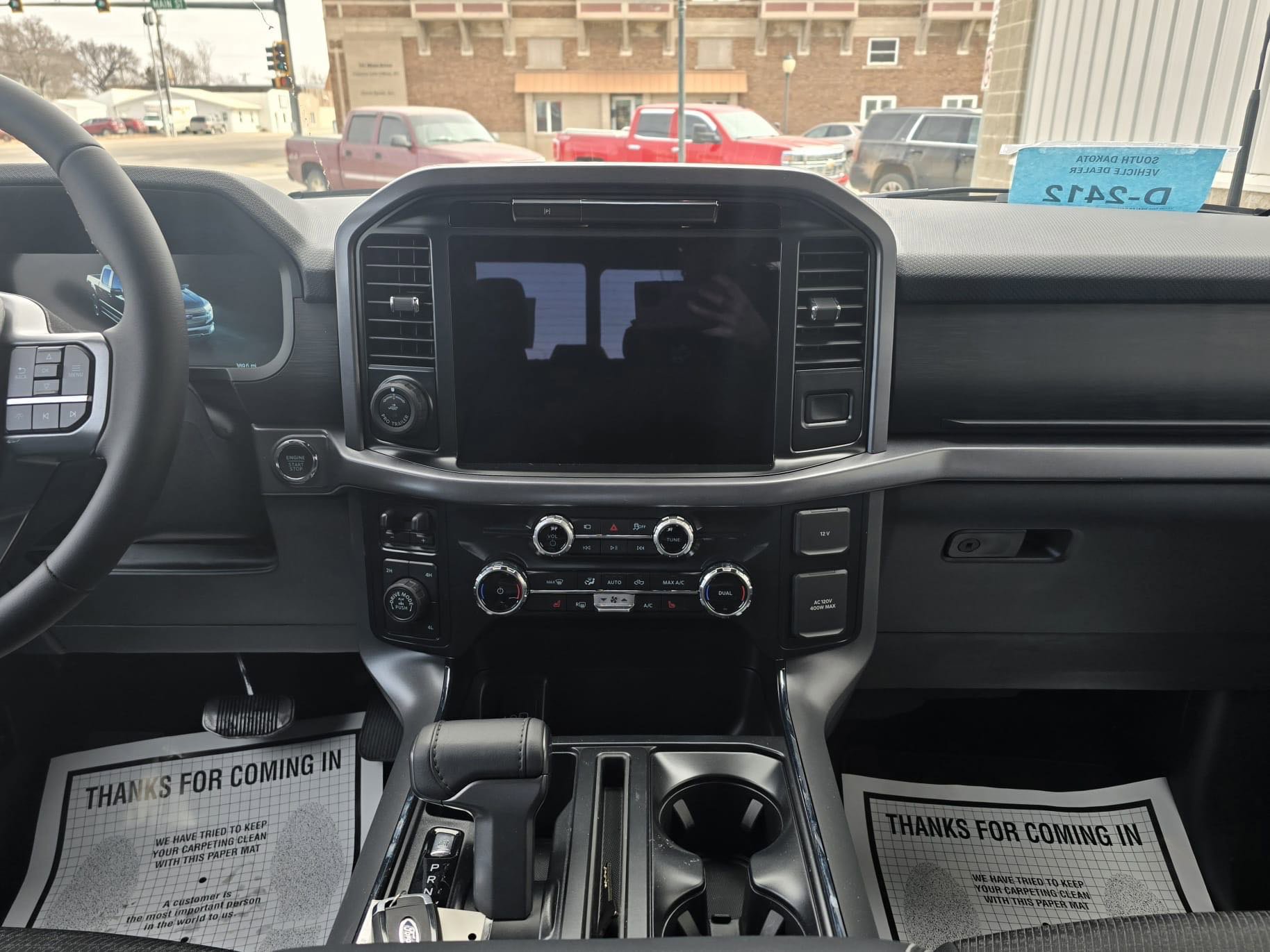 New 2025 Ford F150 XLT w/ Equipment Group 302A MID image 8