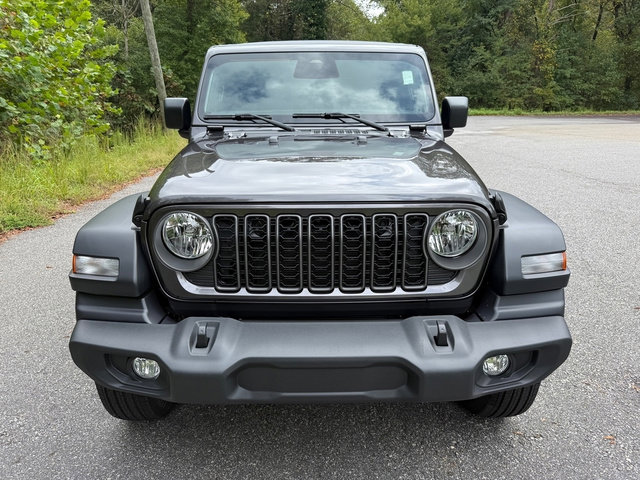 New 2025 Jeep Wrangler Unlimited Sport image 4