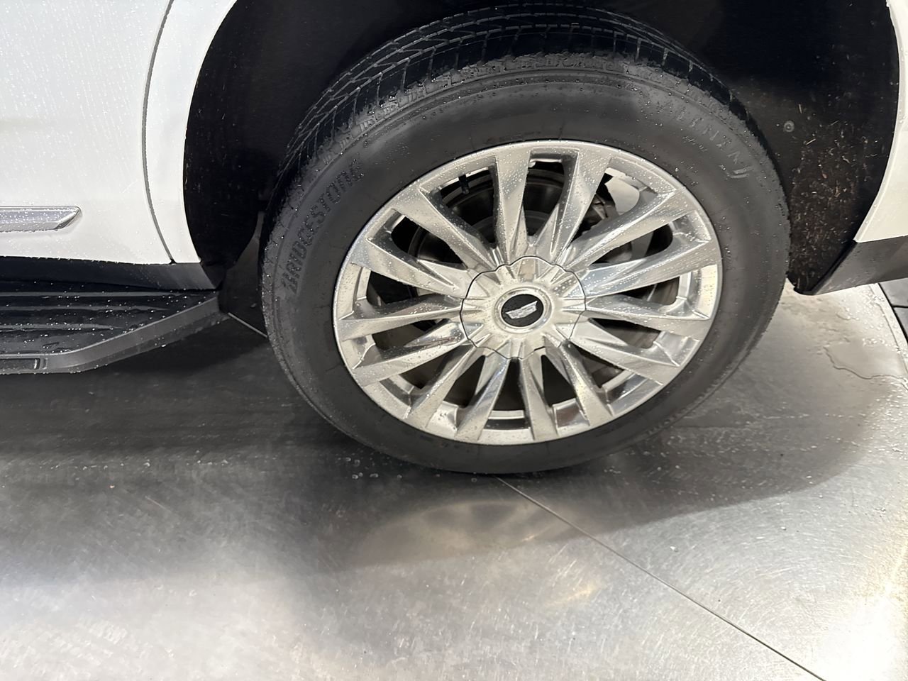 Used 2022 GMC Yukon Denali image 12