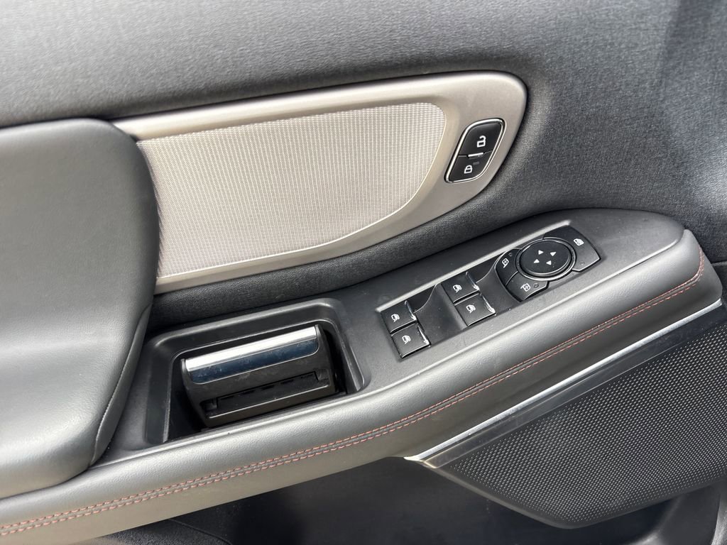 Used 2025 Ford Expedition Active RWD image 14