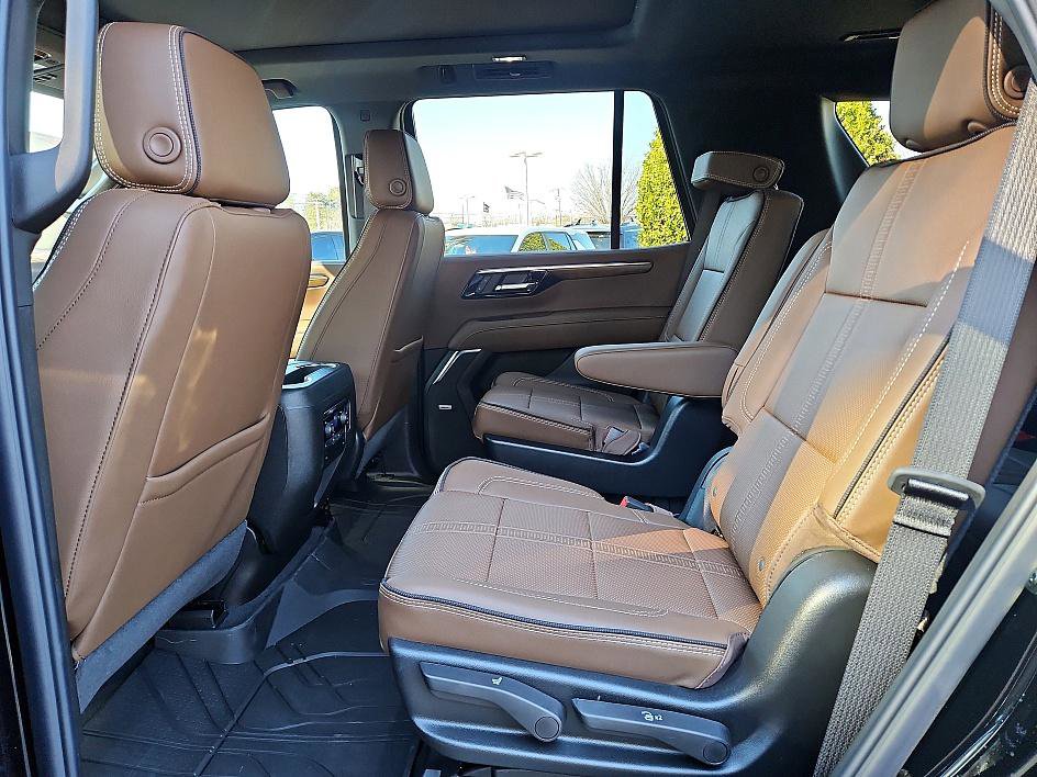 New 2026 Chevrolet Tahoe High Country w/ Sun And Tow Package image 10