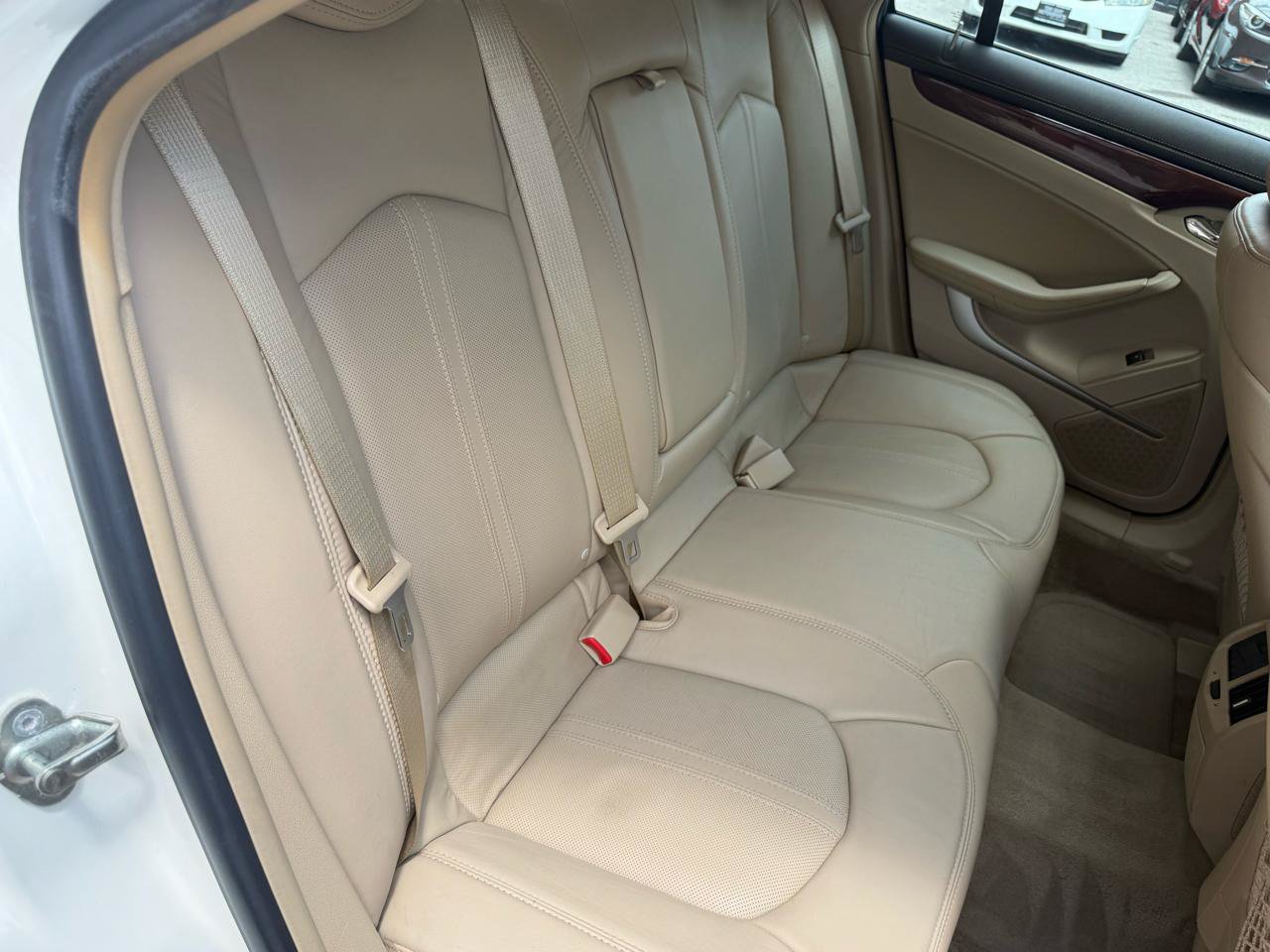 Used 2010 Cadillac CTS Luxury RWD image 8