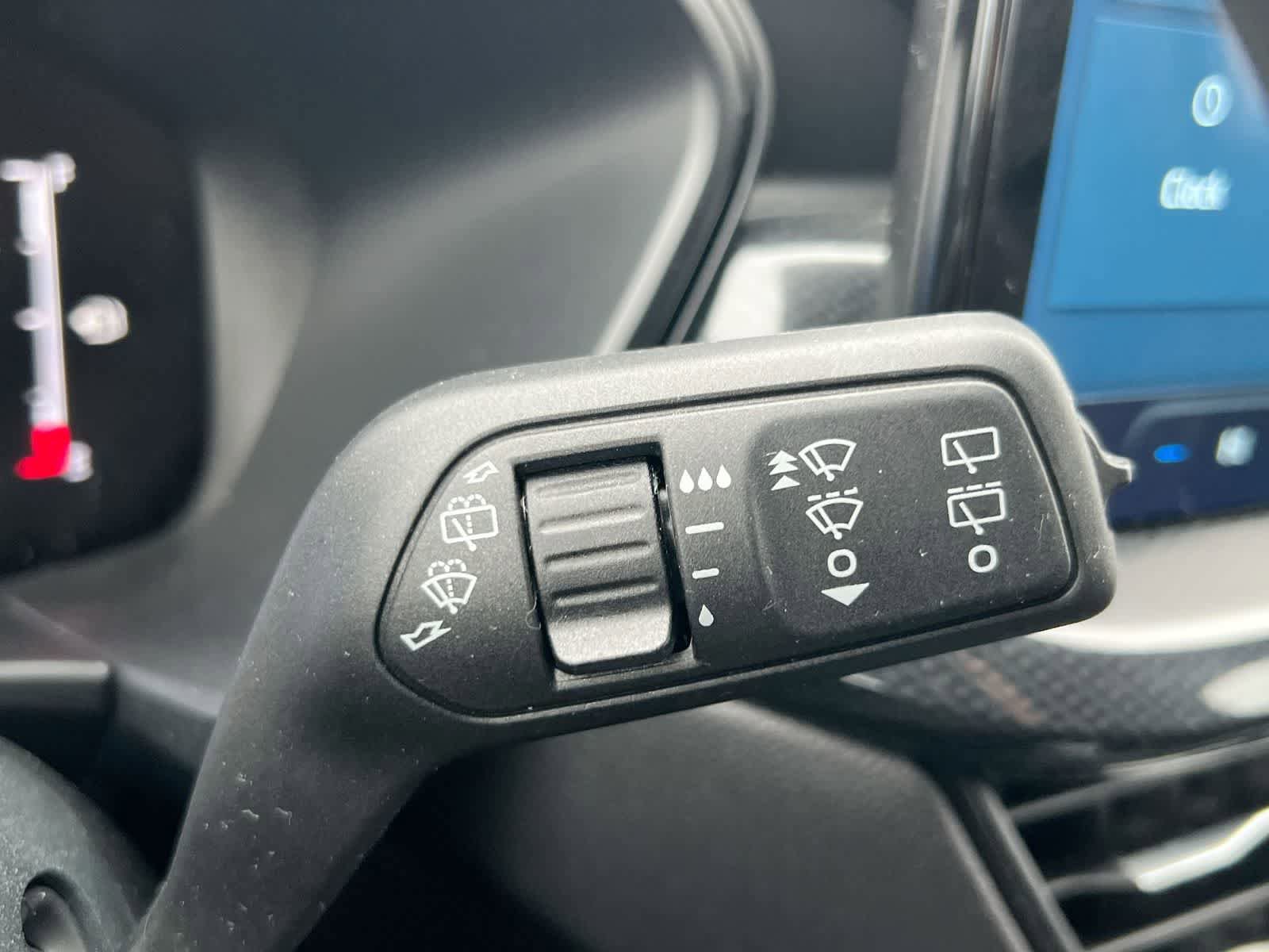Used 2025 Ford Escape ST-Line w/ Tech Pack #1 image 24