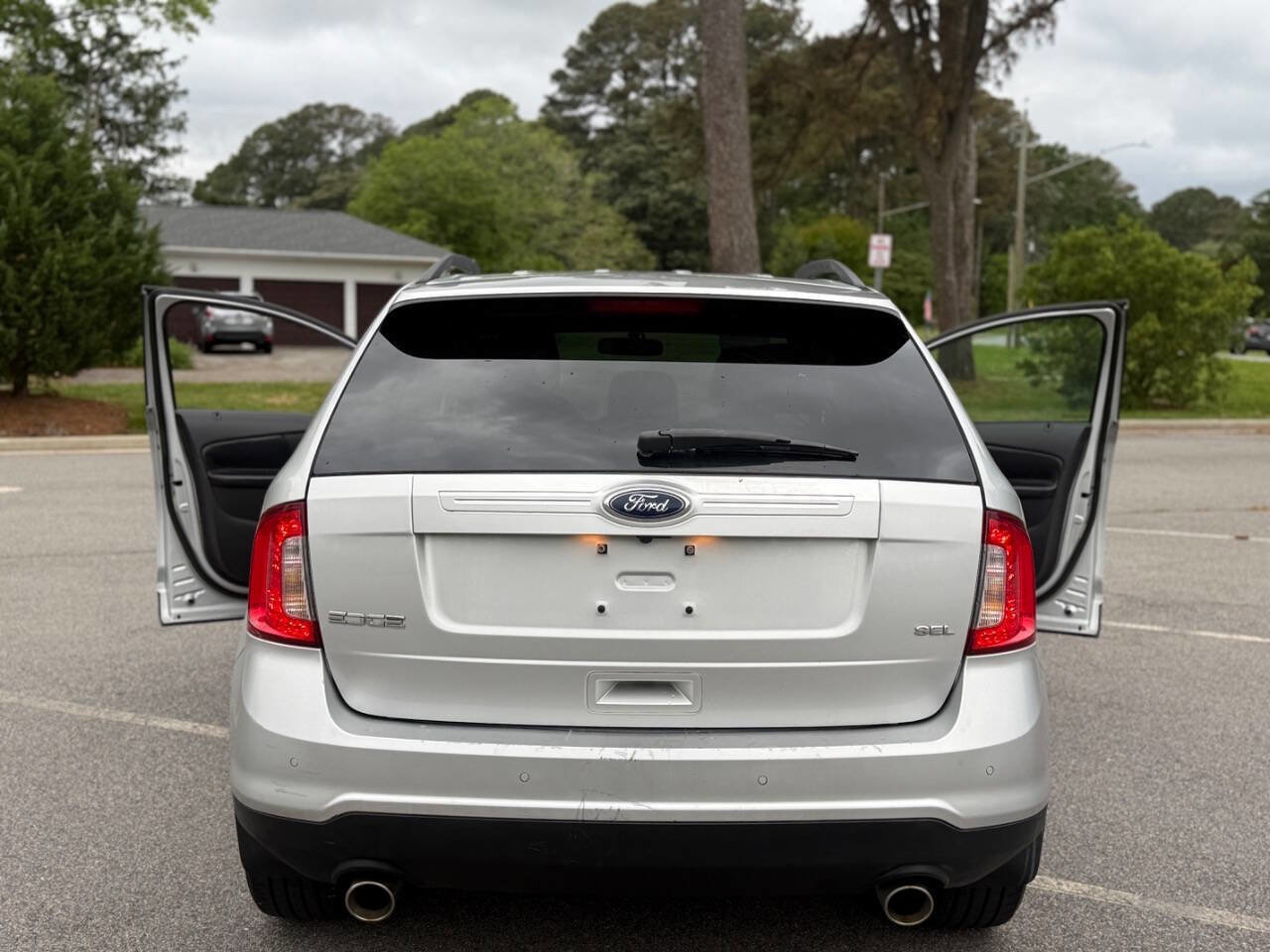 Used 2013 Ford Edge SEL FWD image 8