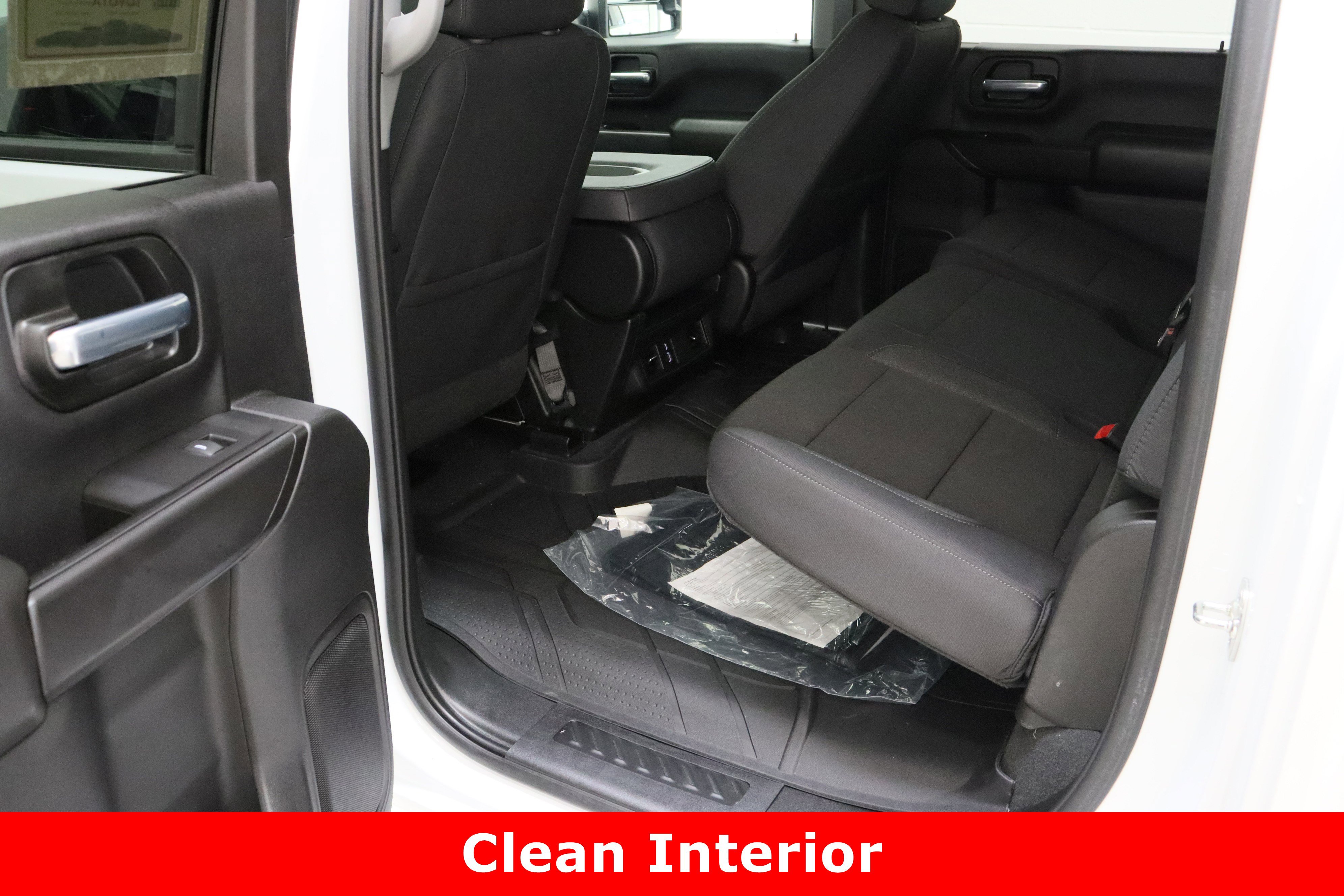 Used 2025 Chevrolet Silverado 2500 Custom w/ Custom Value Package image 27