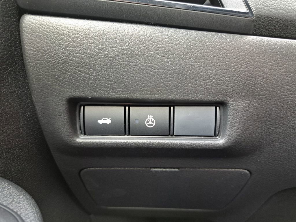 Used 2026 Nissan Sentra SV w/ SV Convenience Package FWD image 16