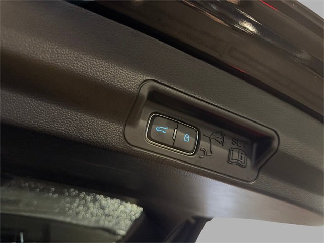 Used 2023 Ford Explorer XLT w/ Equipment Group 202A image 29