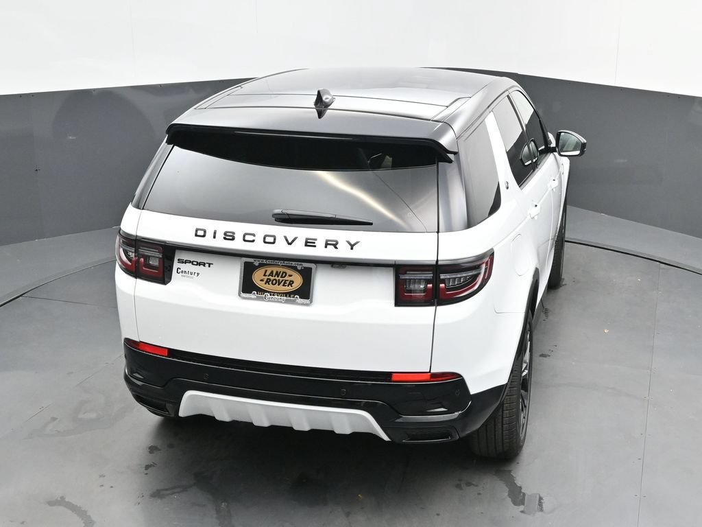 New 2026 Land Rover Discovery Sport Landmark AWD/4WD image 31