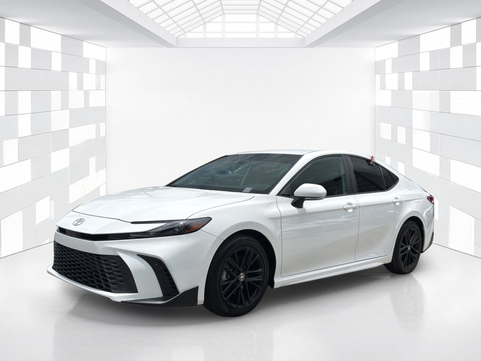 Used 2026 Toyota Camry SE FWD image 3
