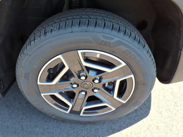 New 2026 Jeep Cherokee Laredo AWD/4WD image 4