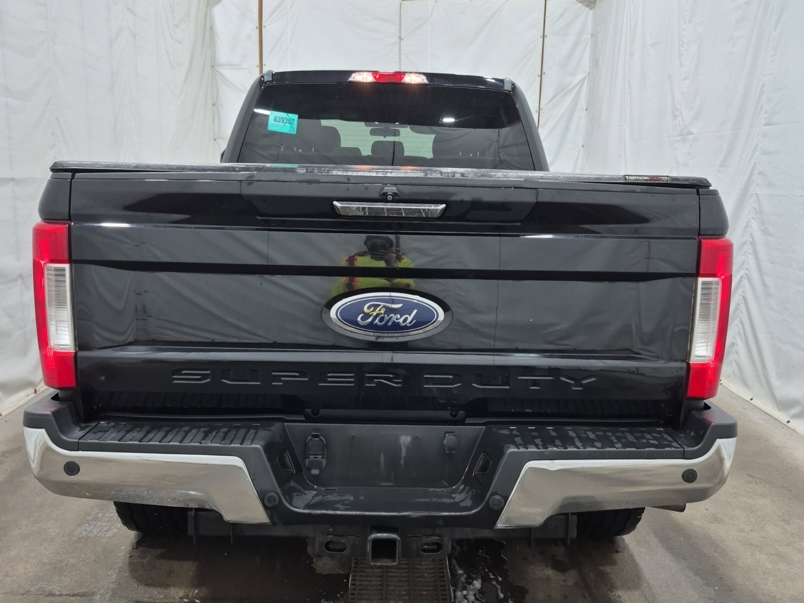 Used 2019 Ford F250 XLT w/ XLT Premium Package image 8
