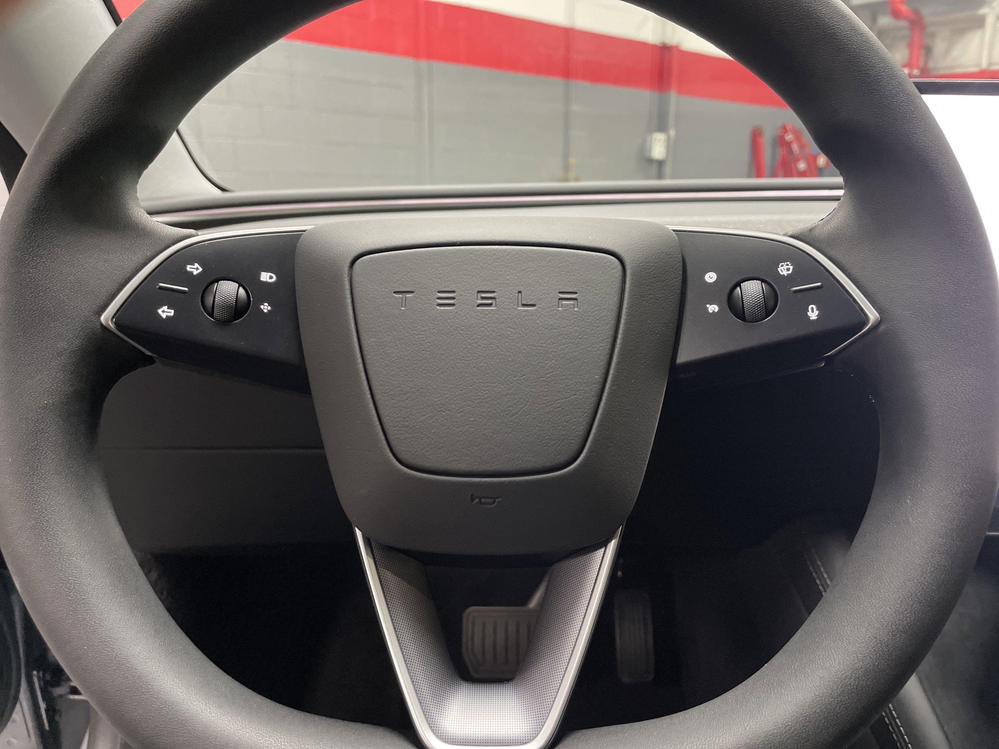 Used 2025 Tesla Model 3 Long Range image 18