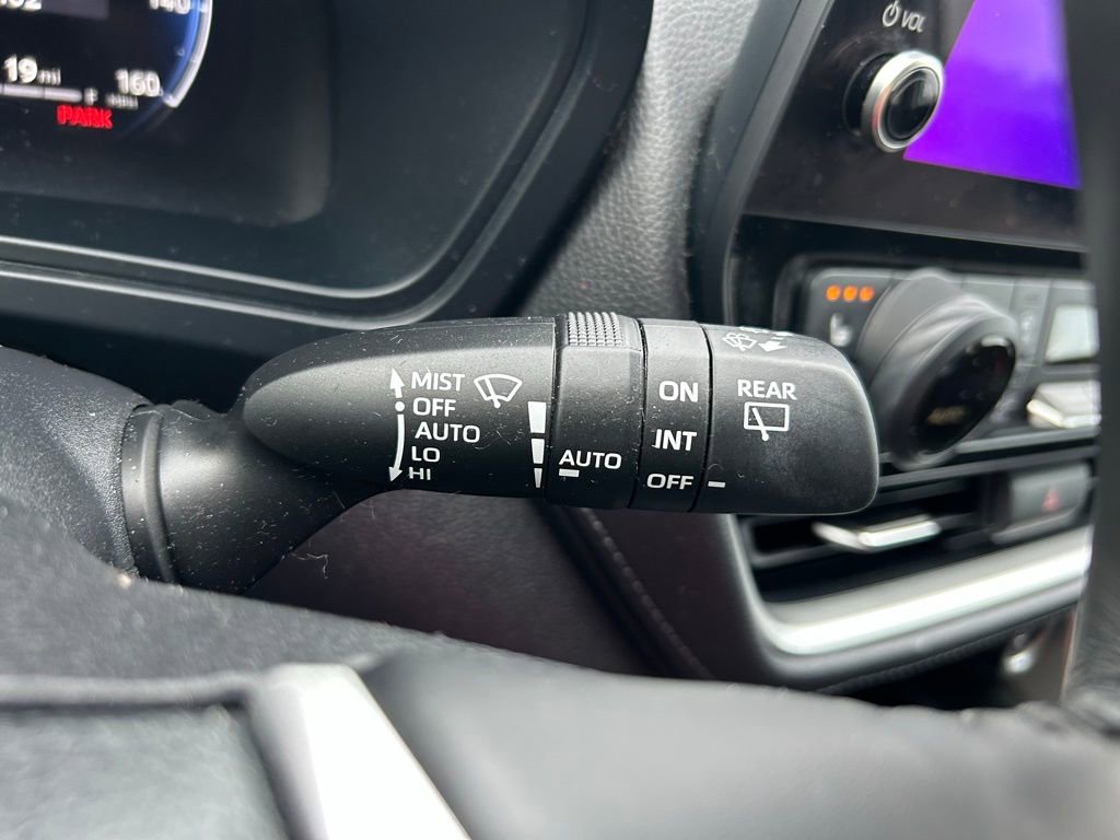 Used 2024 Toyota Grand Highlander Limited image 23