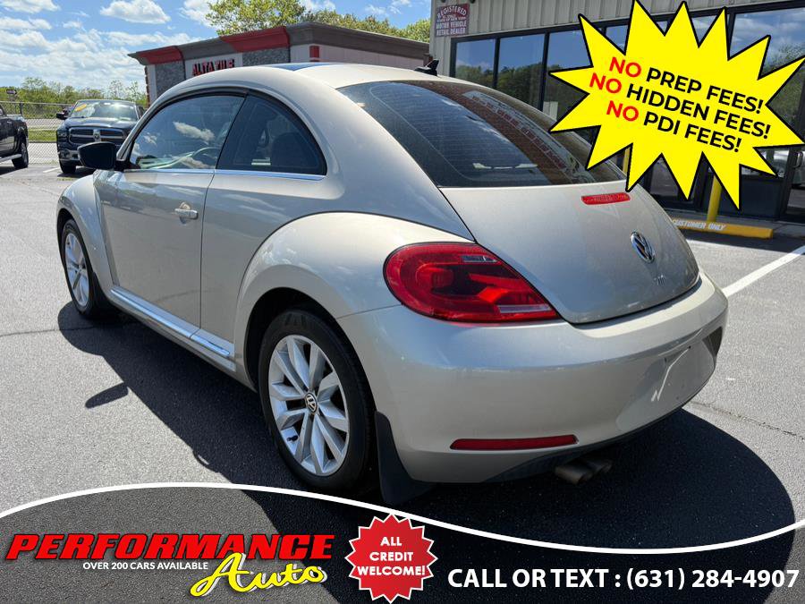 Used 2013 Volkswagen Beetle TDI image 5