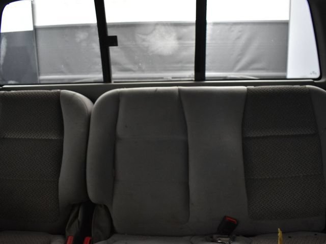 Used 2003 Ford F150 XLT RWD image 14