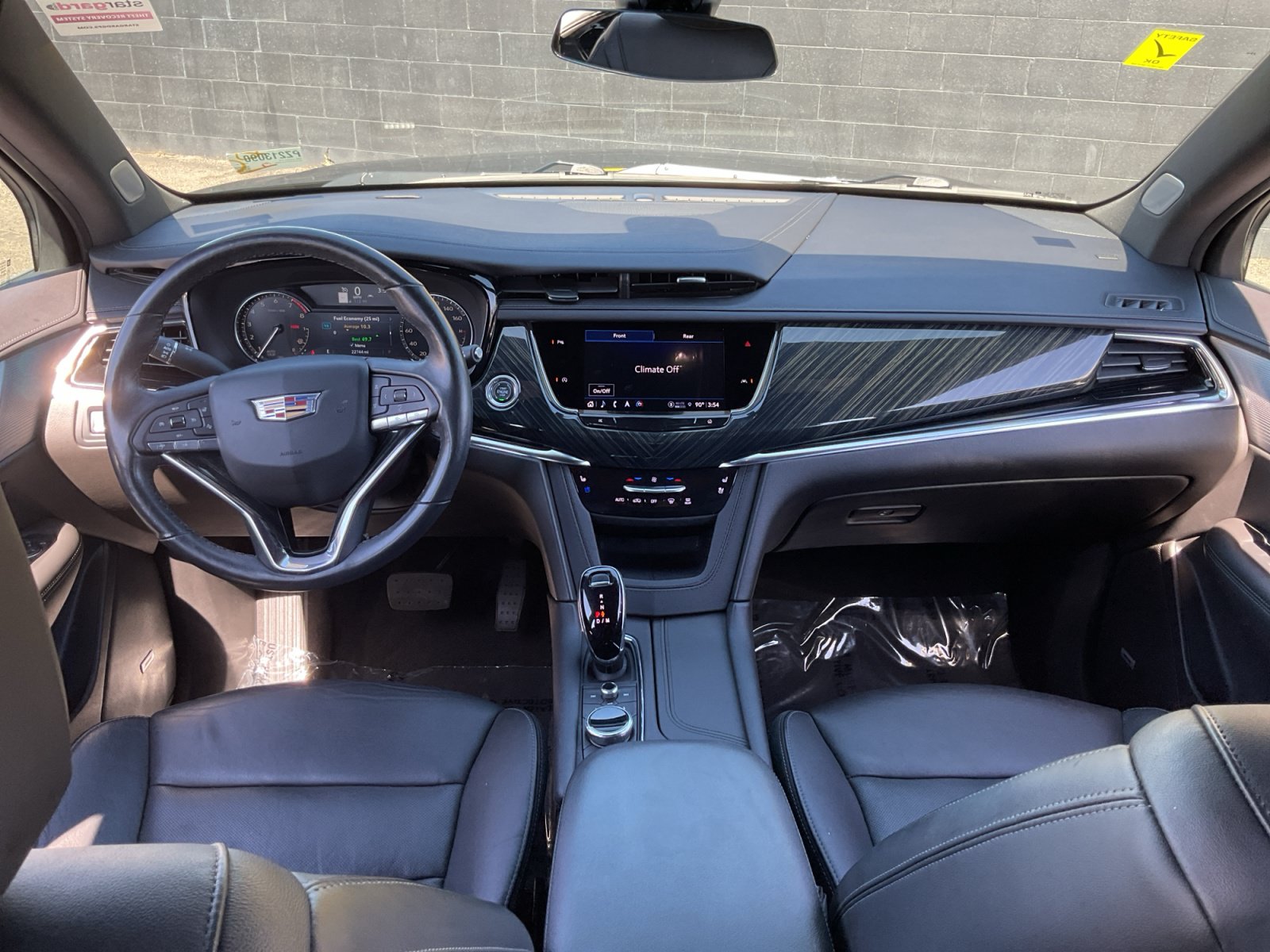 Used 2023 Cadillac XT6 Premium Luxury FWD image 17