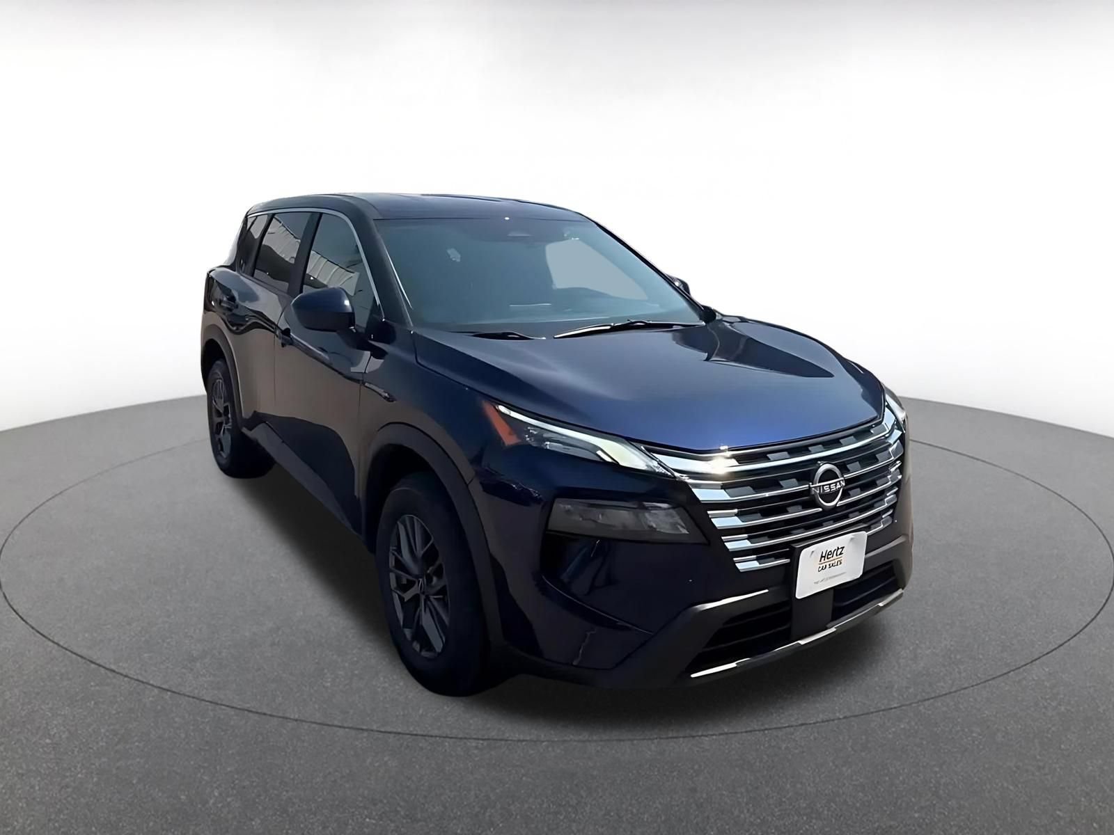 Used 2026 Nissan Rogue SV AWD/4WD image 3