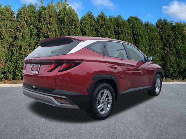 Certified 2025 Hyundai Tucson SE FWD image 4